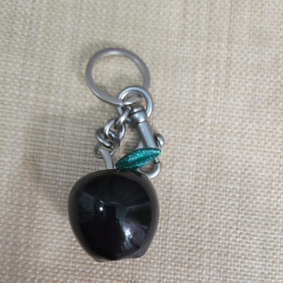 Black Apple Key Holder Bag Charm - Picture 4 of 7